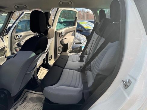 Used 2014 FIAT 500L Easy w/ Popular Equipment Group image 30