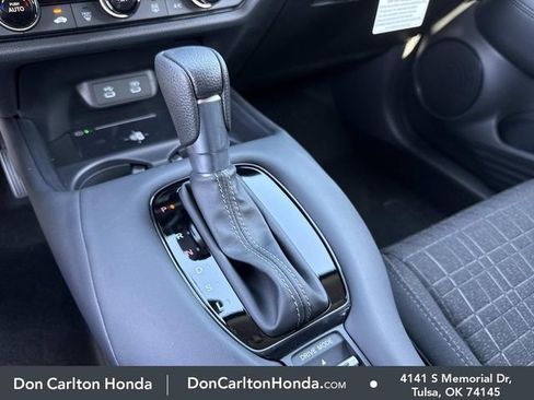 New 2026 Honda HR-V LX image 22