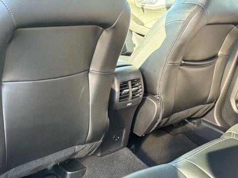 Used 2022 Ford Escape SEL w/ Technology Package image 28