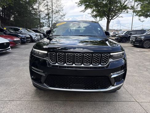 Used 2025 Jeep Grand Cherokee Summit AWD/4WD image 2
