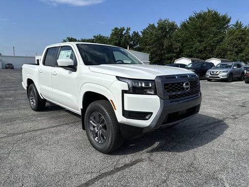 New 2026 Nissan Frontier SV w/ All-Weather Content Package AWD/4WD image 11
