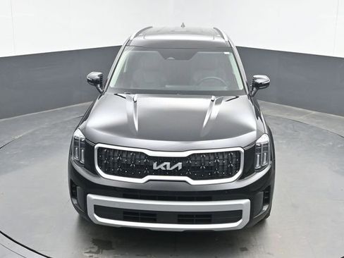 Used 2024 Kia Telluride EX w/ EX Captain's Chair Package AWD/4WD image 14