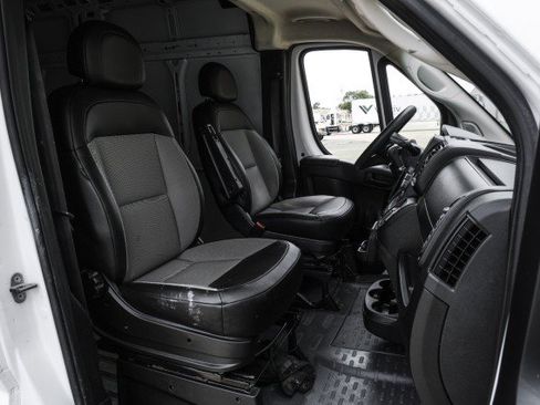 Used 2023 RAM ProMaster 2500 FWD image 33