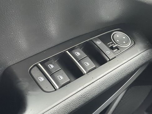Used 2024 Kia Soul LX w/ Option Group 015 FWD image 16