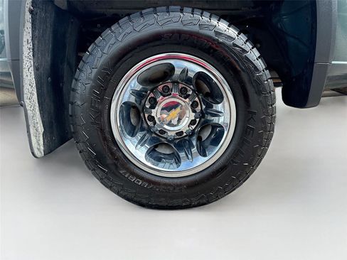 Used 2025 Chevrolet Silverado 3500 LT w/ Texas Edition AWD/4WD image 36