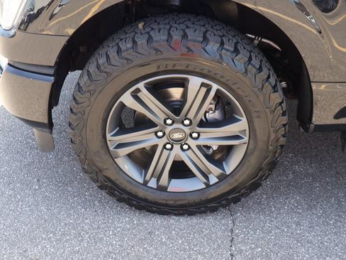 Used 2023 Ford F150 Lariat w/ Equipment Group 502A High AWD/4WD image 23