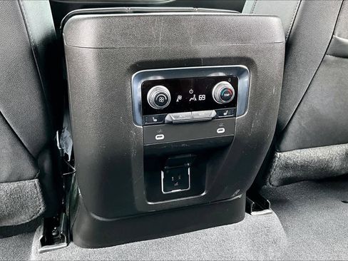 Used 2023 Chevrolet Tahoe High Country image 15