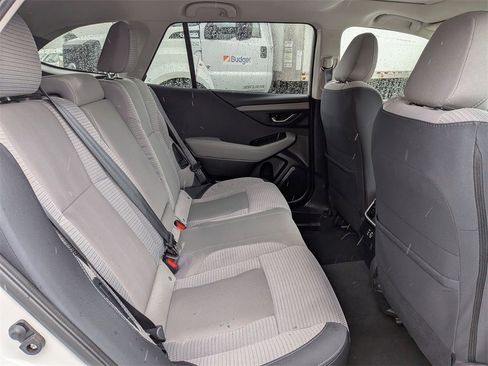 Used 2025 Subaru Outback Premium image 30