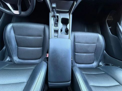 Used 2018 Honda Accord Sport image 44