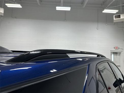 Used 2022 Chevrolet Equinox RS w/ Infotainment Package image 25