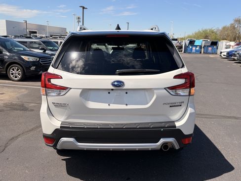 Used 2024 Subaru Forester Touring AWD/4WD image 4