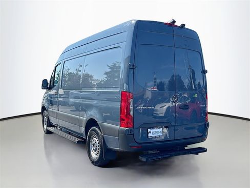 Used 2019 Mercedes-Benz Sprinter 144 image 8