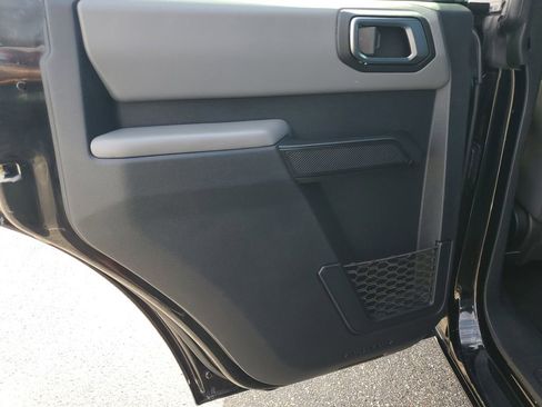 Used 2022 Ford Bronco Base w/ Sasquatch Package image 23