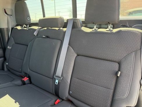 Used 2021 Chevrolet Silverado 1500 LT Trail Boss w/ Convenience Package II image 21