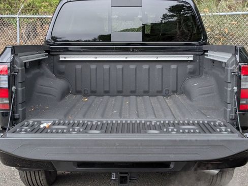 New 2025 Nissan Frontier SV w/ SV Convenience Package RWD image 26