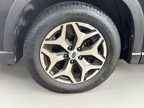 Used 2021 Subaru Forester Premium AWD/4WD image 39