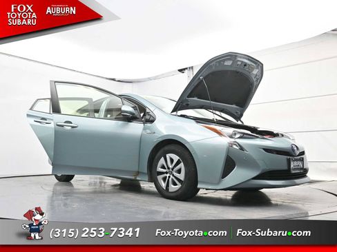 Used 2018 Toyota Prius Two image 34