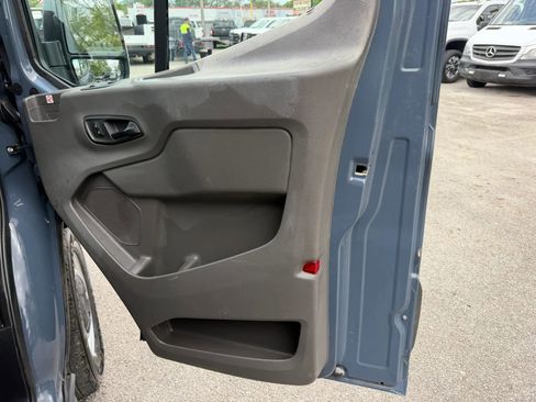 Used 2020 Ford Transit 250 148 High Roof Extended RWD image 17