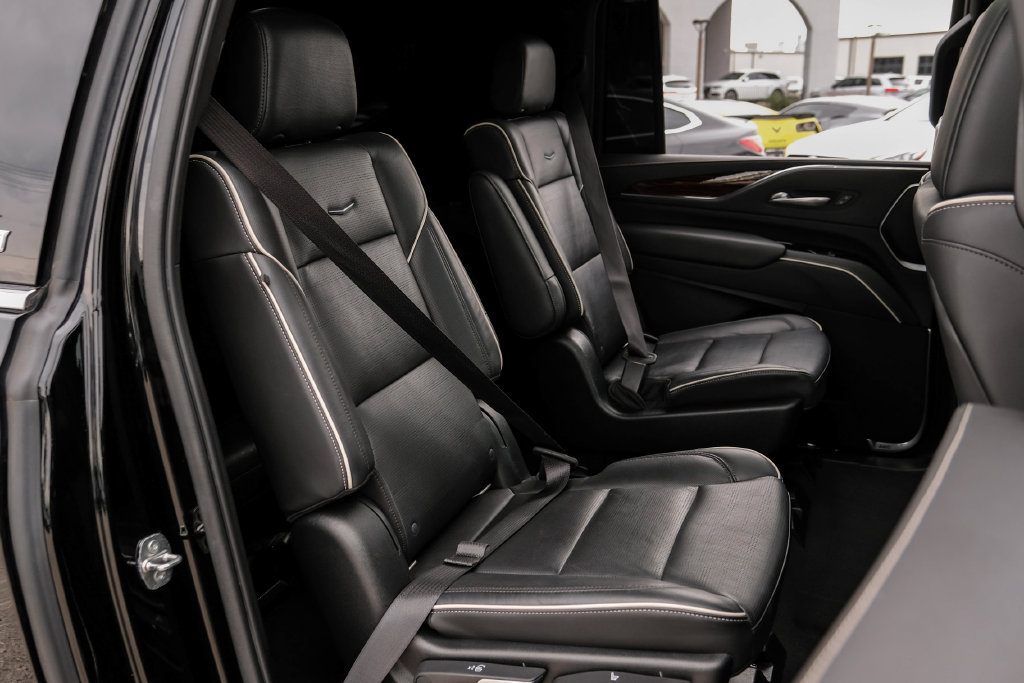Used 2021 Cadillac Escalade ESV Premium Luxury RWD image 49