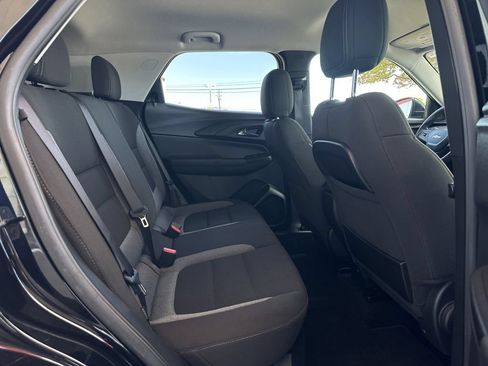 Used 2023 Chevrolet TrailBlazer LT FWD image 15