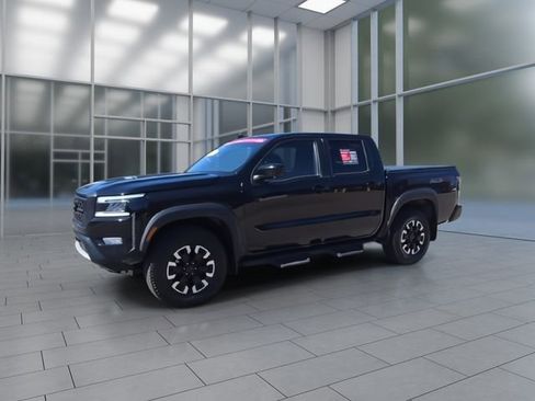 Certified 2023 Nissan Frontier PRO-4X w/ Pro Convenience Package AWD/4WD image 4