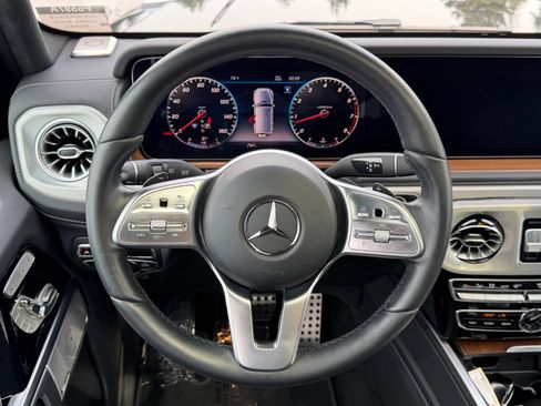 Used 2024 Mercedes-Benz G 550 image 23