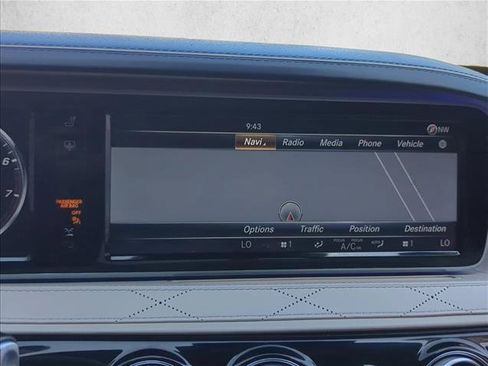 Used 2017 Mercedes-Benz S 550 Sedan image 13