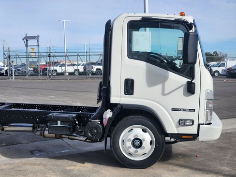 New 2026 Isuzu NPR image 6