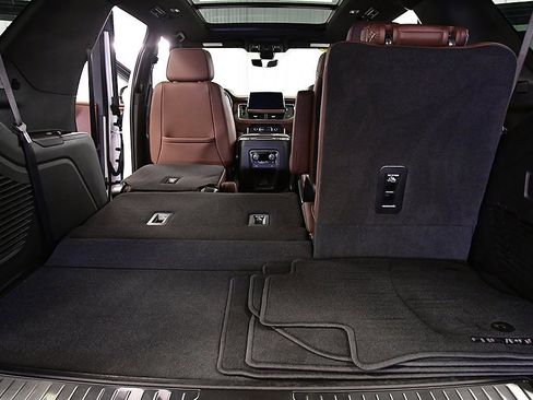 Used 2022 Chevrolet Tahoe High Country image 31