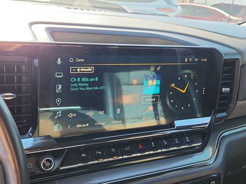 Used 2023 Chevrolet Silverado 1500 ZR2 w/ Technology Package image 16