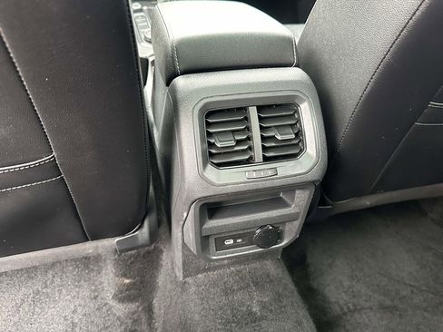 Certified 2024 Volkswagen Tiguan SEL R-Line image 16
