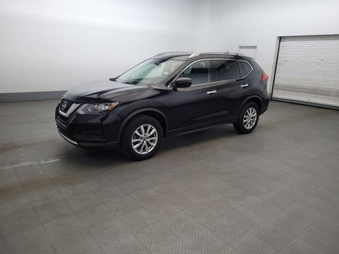 Used 2017 Nissan Rogue SV AWD/4WD image 2