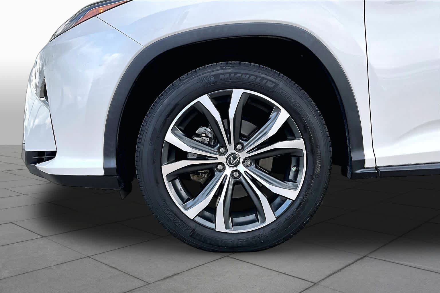 Used 2019 Lexus RX 350 FWD w/ Navigation Package image 11