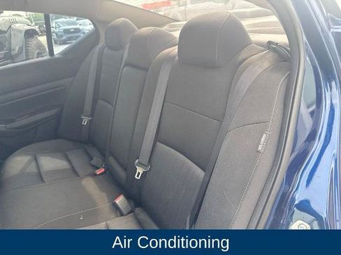 Used 2019 Nissan Altima 2.5 S FWD image 13