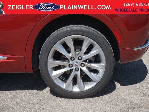 Used 2023 Buick Envision Avenir AWD/4WD image 9