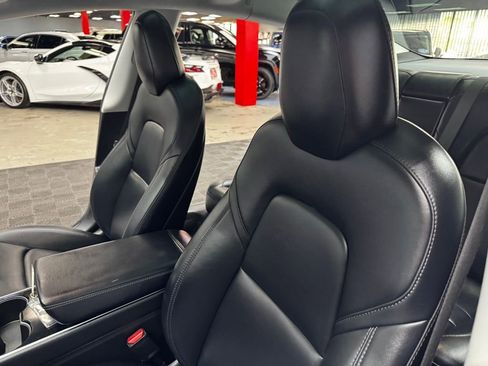 Used 2018 Tesla Model 3 Long Range AWD/4WD image 32