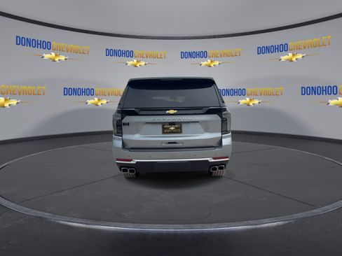 New 2026 Chevrolet Suburban High Country AWD/4WD image 10