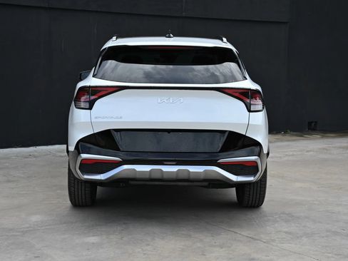 Used 2025 Kia Sportage EX w/ Premium Package image 5