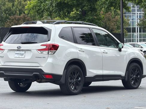 Used 2020 Subaru Forester Premium AWD/4WD image 5
