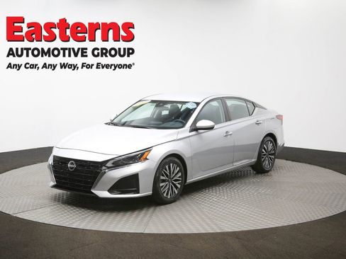 Used 2023 Nissan Altima 2.5 SV image 55