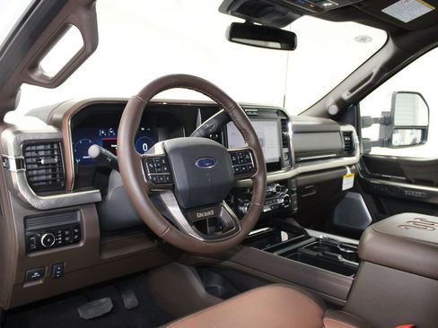 New 2026 Ford F250 King Ranch w/ Chrome Package AWD/4WD image 25