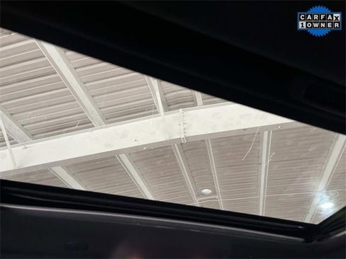 Used 2025 Toyota Highlander XSE image 16