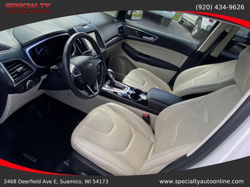 Used 2018 Ford Edge Titanium w/ Technology Package AWD/4WD image 16