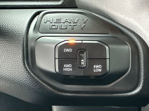 Used 2025 RAM 2500 Big Horn image 34