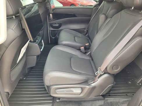 New 2026 Kia Carnival SX Prestige image 13