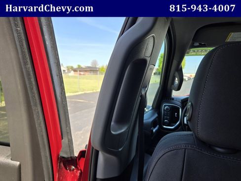 Used 2019 Chevrolet Silverado 1500 RST AWD/4WD image 30