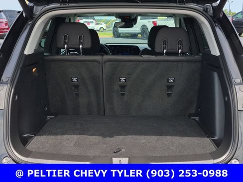 Used 2025 Chevrolet TrailBlazer LT w/ Convenience Package FWD image 8