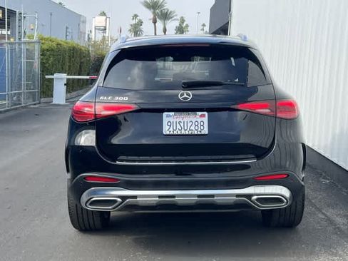 Certified 2025 Mercedes-Benz GLC 300 image 5