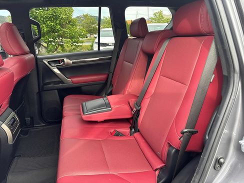 Used 2021 Lexus GX 460 Premium w/ Premium Package AWD/4WD image 24