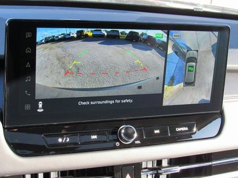 New 2026 Mitsubishi Outlander SEL FWD image 17